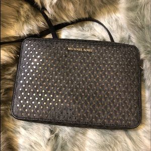 Micheal Kors Crossbody